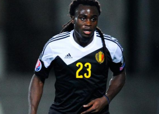 【星空体育APP】深圳文交所2019年首场“朔拍”举槌(图4) 星空体育APP