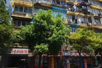 ‘星空体育app下载’“城逝——黄兴国作品展”在北京举行(图2) 星空体育APP