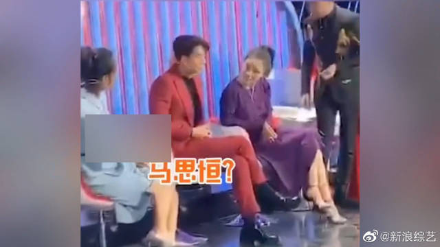 星空体育app下载:团圆作文1500字(图1) 星空体育APP网站