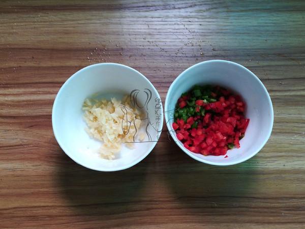 人民币贬值艺术品该如何投资_星空体育APP网站(图1) 星空体育APP