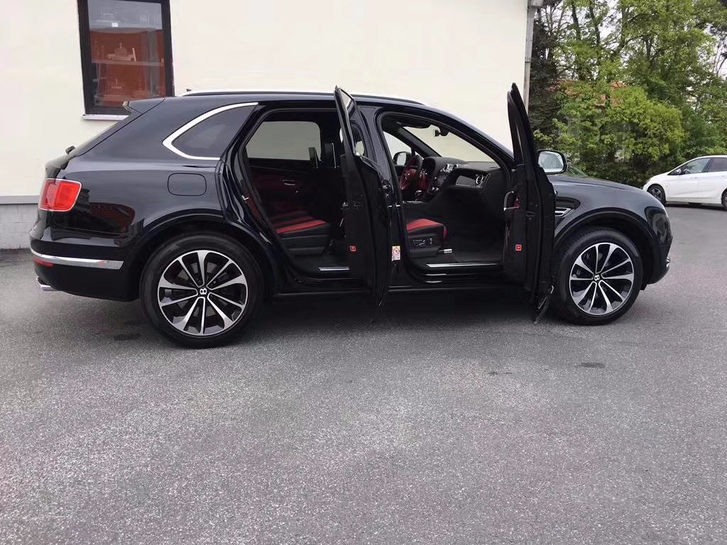 像梅西一样无奈?C罗独木难支,尤文和巴萨同病相怜?-星空体育app下载(图1) 星空体育app下载