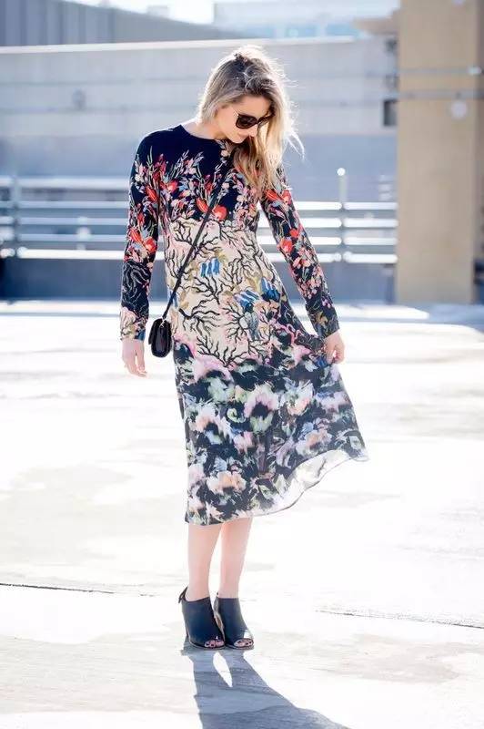 “星空体育APP”早期钢笔渐成收藏新宠一支钢笔曾售价2.12万作者:未知2014-02-2008:52:22来源:人民政协报 随着网络时代(图1) 星空体育APP网站