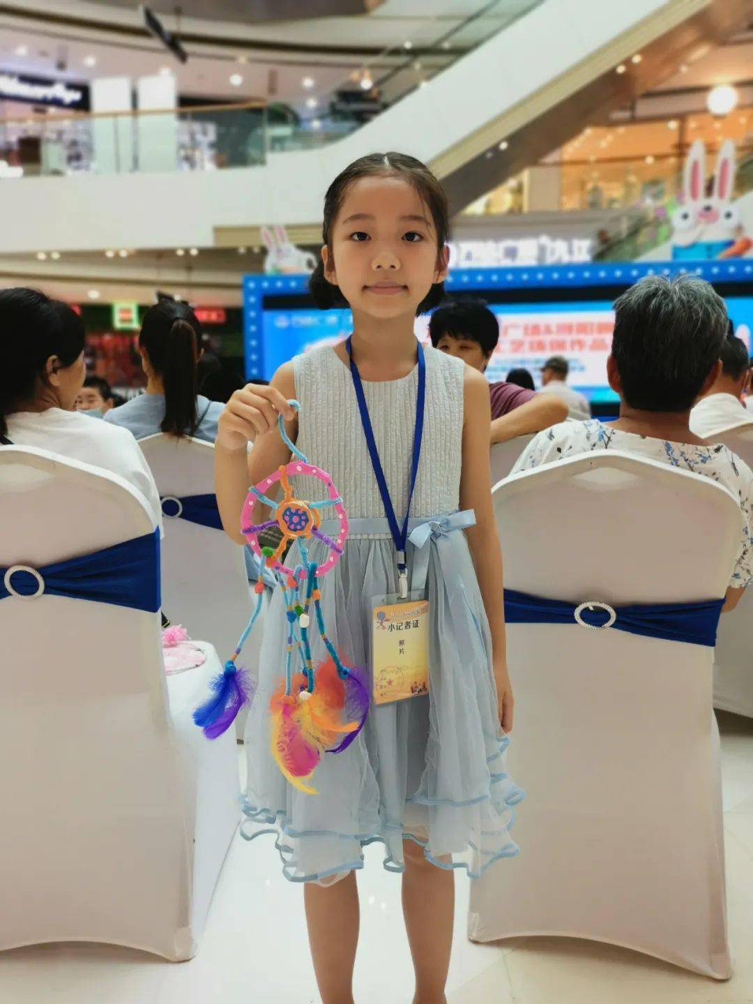 “星空体育APP网站”
浔阳晚报首届少儿手工艺环保作品角逐完美收官(图5)