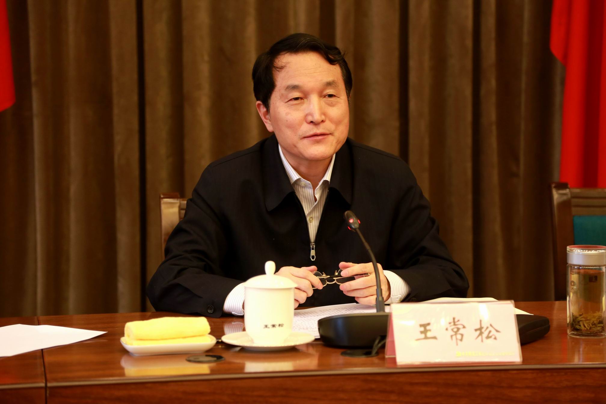 罕见青花佛前七供亮相上海合卿阁作者:未知2014-06-1016:43:58来源:中国文物网.panel-overlay“星空体育APP网站”(图3) 星空体育APP
